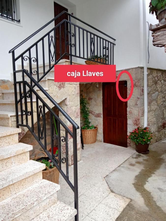 Casa La Cruz A 2Km De Onís Exterior foto